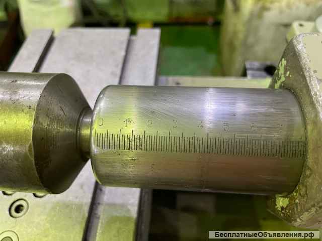 Токарно-винторезный станок ИЖ ИС 1-1 (95ТС-1)