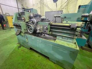 Токарный винторезный станок УТ16В