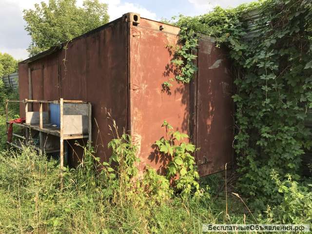 Усиленная металлическая бытовка