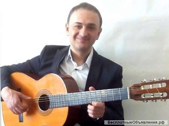 Обучаю игре на шестиструнной гитаре