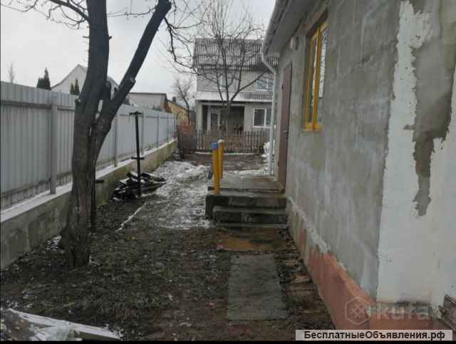 Половину дома
