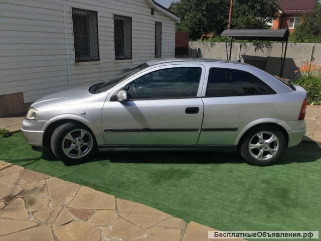 Опель Астра 1.6 МТ хетчбек