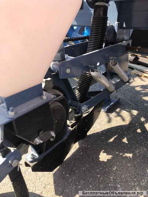 Сеялка пропашная МС-8