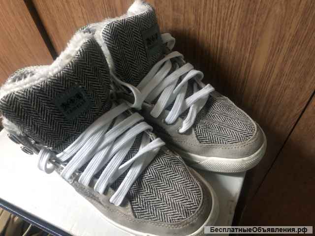 Ботинки, красовки