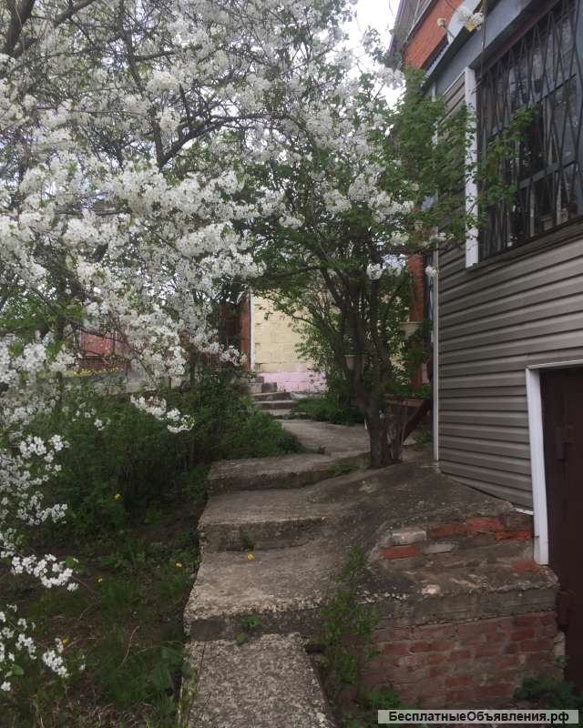 Дачу на берегу реки Осетр