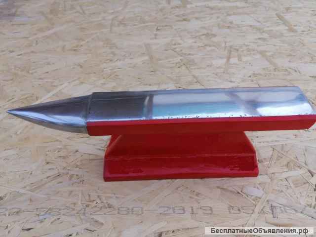 Наковальни из рельса