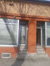 Дом с 2 магазинами в Панчево-Сербия