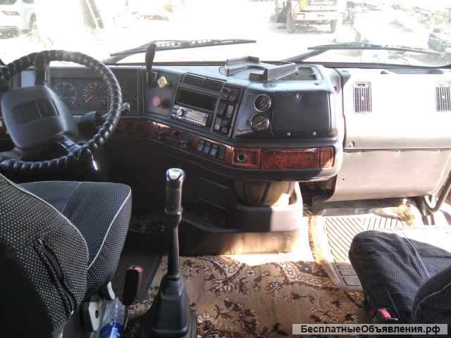 Седельный тягач VOLVO VNL, 2002 г.в.