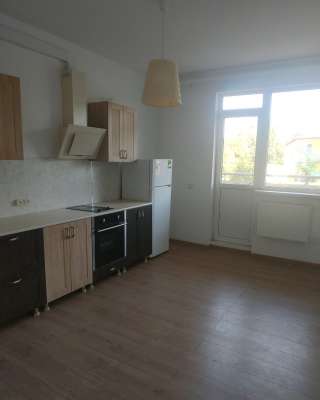 2-комнатная квартира, 84 кв.м., ул. Селезнева, 88/1