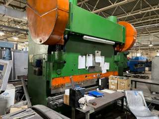 Пресс листогибочный кривошипный И1330 2,5 метра
