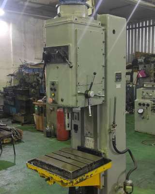 Вертикальный сверлильный станок 2н150