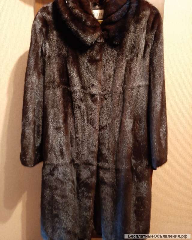 Норковую шубу б/у в отличном состоянии