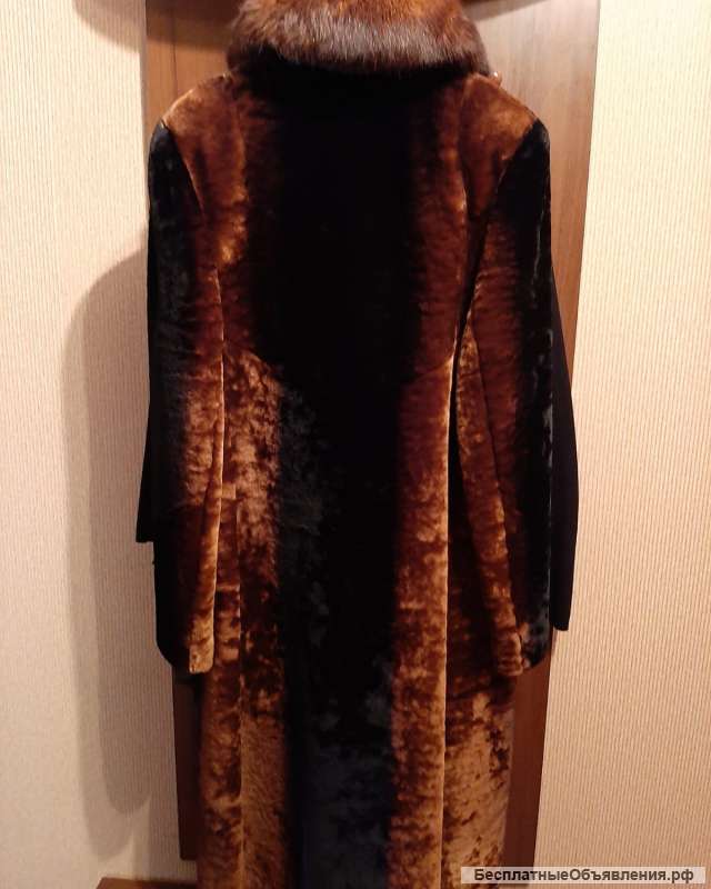 Шубу мутон б/у в отличном состоянии