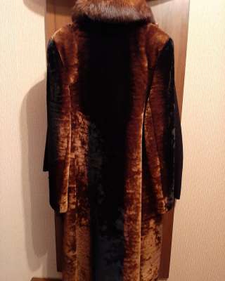 Шубу мутон б/у в отличном состоянии