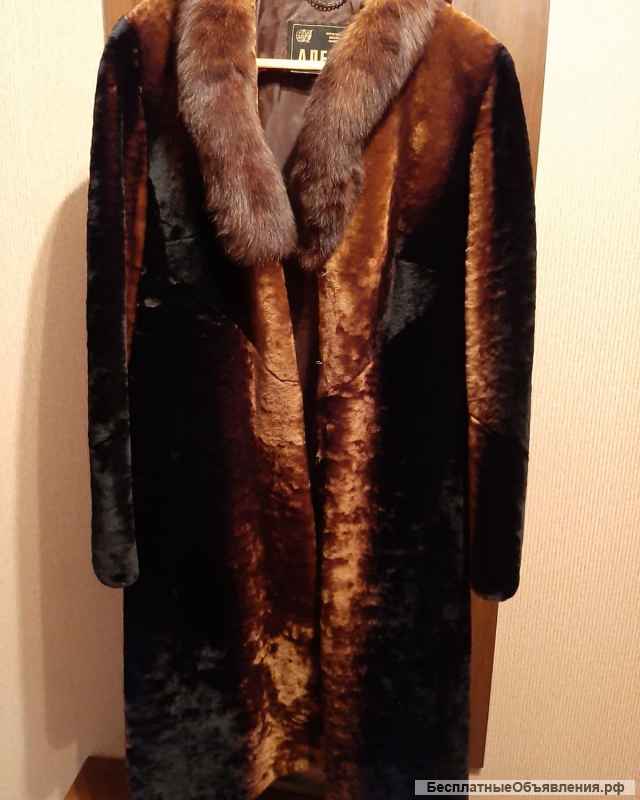 Шубу мутон б/у в отличном состоянии