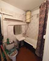 3-комнатную квартиру, 5 микрорайон, 46 000 $, б/п