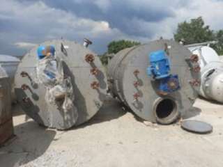 Емкости би-металл (внутри нержавейка), объем -63 куб.м., горизонтального исполнения