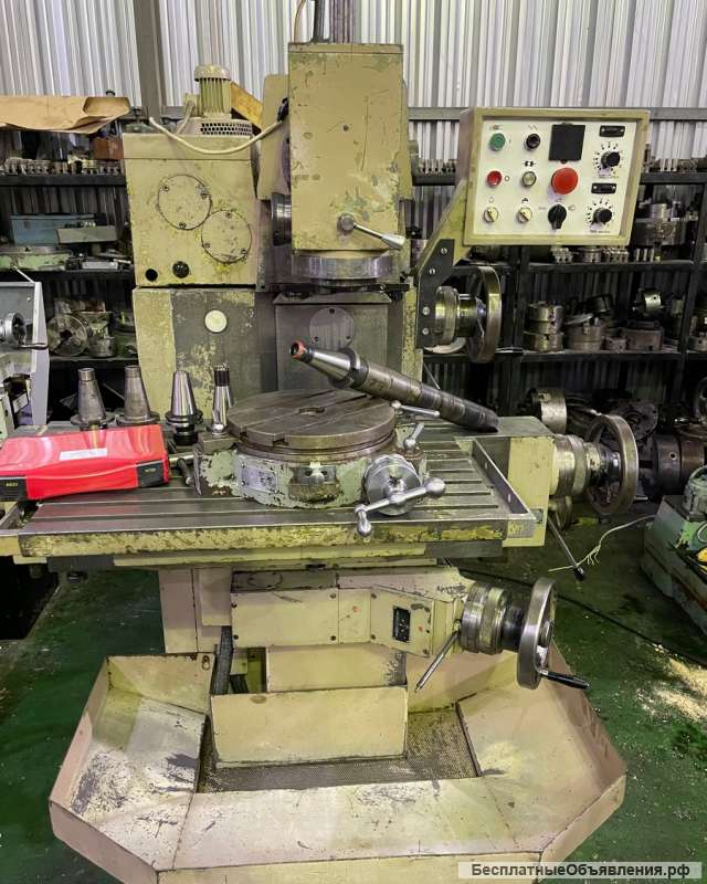 Широкоуниверсальный фрезерный станок Ruhla FUW 250/IV