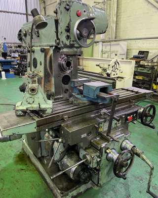 Широкоуниверсальный фрезерный станок 6р82ш