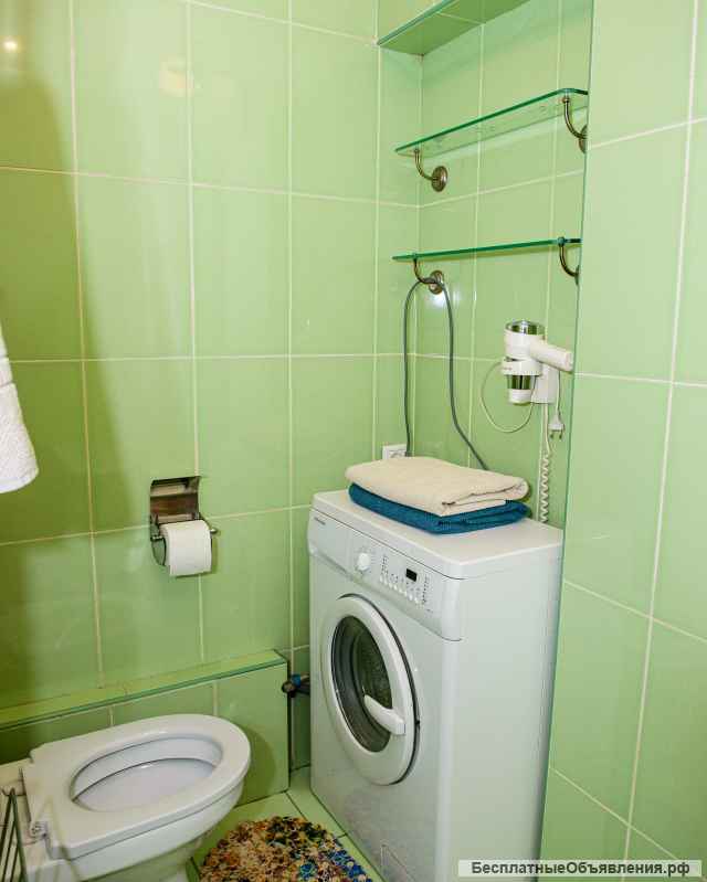 2 минуты от метро, все есть