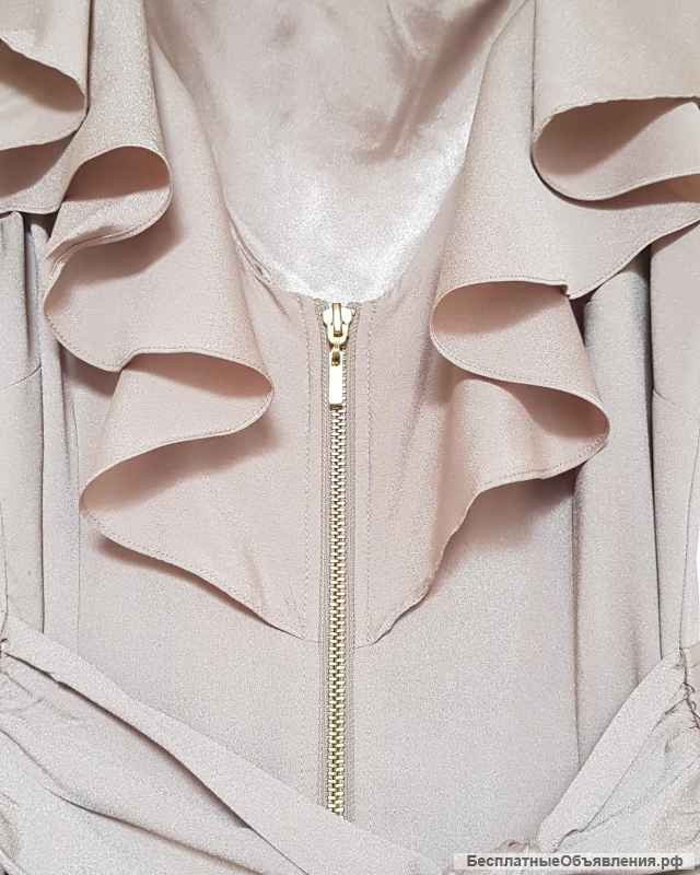 Платье бренда (BEBE)