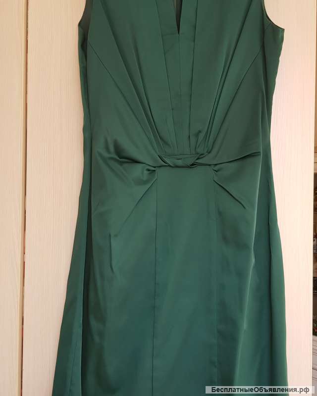 Платье бренда APART