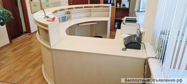 Ресепшен в офис или салон