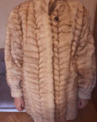 Полушубок белка