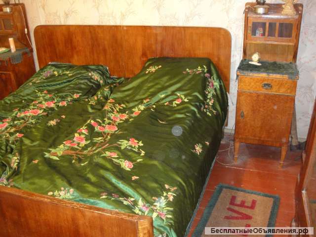 Спальный гарнитур 1920-х годов