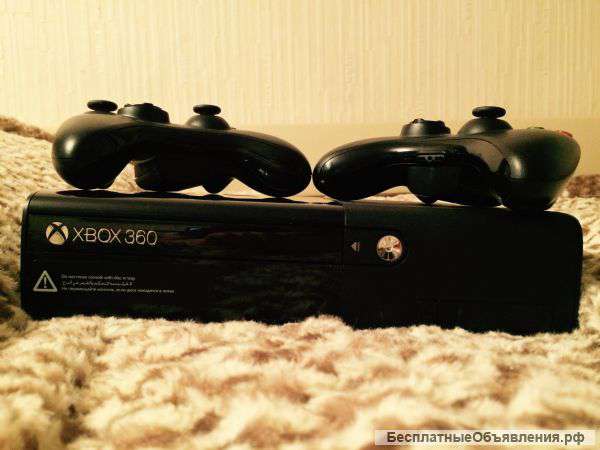 Xbox 360E в идеальной комплектации keenect+2 геймпада +9 хитов