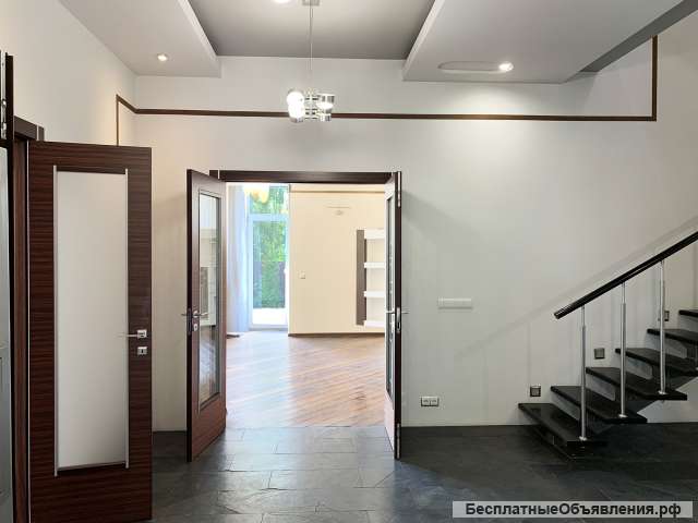 Коттеджа, 2 этажа 286 кв.м., КП "Солманово Поле"