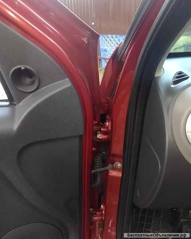 Renault Sandero, 2010 года