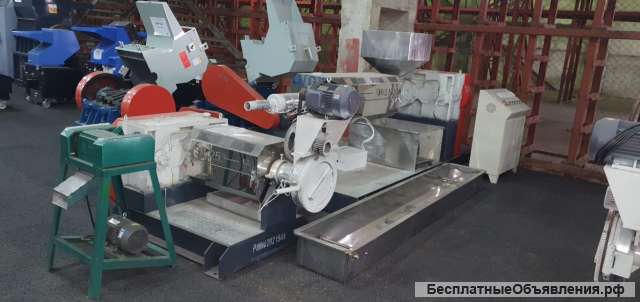 Гранулятор для переработки твердых отходов средней производительности