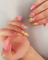 Маникюр, наращивание ногтей, коррекция