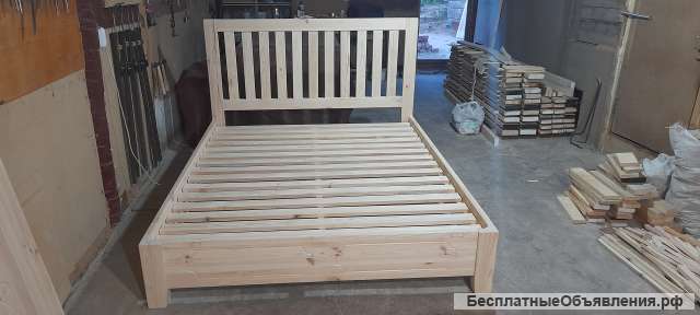 Изготовление кроватей из массива дерева на заказ