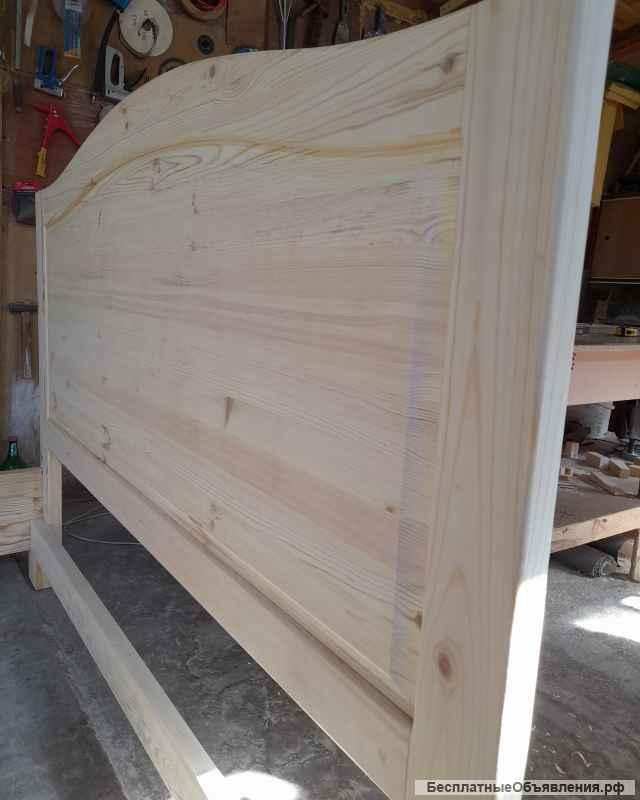 Изготовление кроватей из массива дерева на заказ