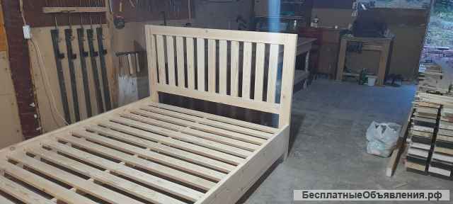 Изготовление кроватей из массива дерева на заказ