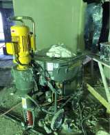 Устройство стяжек и оштукатуривание стен