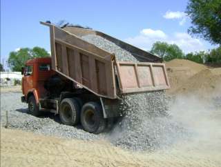 Доставка Сыпучих грузов керамзита, песка (горный-речной) чернозёма. Вывоз мусора.в Курске