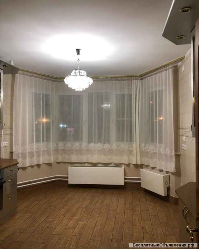 Сдаётся 5-и комнатная квартира площадью 125 м2