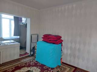 1-комнатную квартиру, 10 микрорайон, 37 000 $, б/п