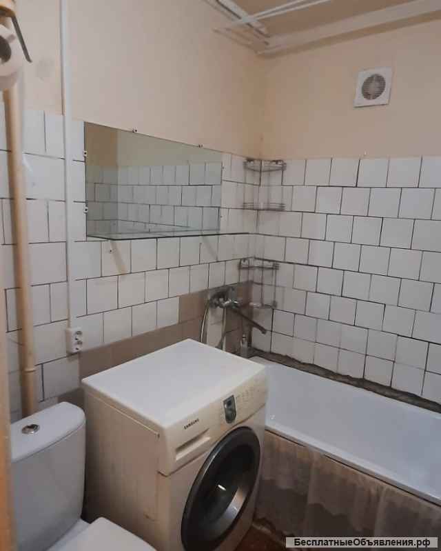 1-комн кв-ра Театральная 13