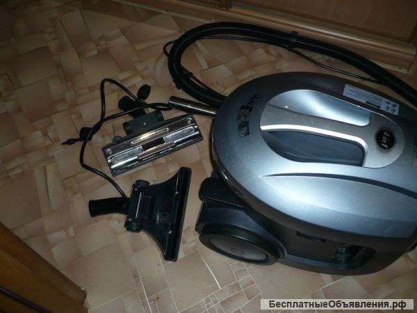 Моющий пылесос LG