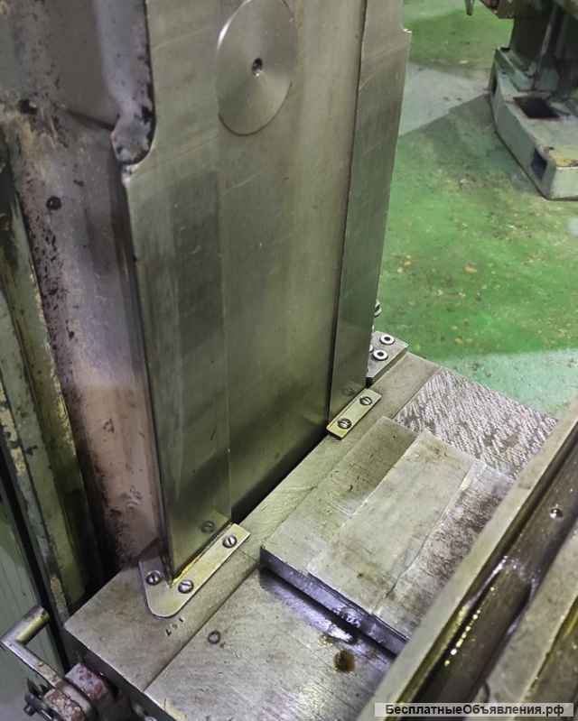 Широкоуниверсальный фрезерный станок 6т80ш