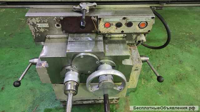Широкоуниверсальный фрезерный станок 6т80ш