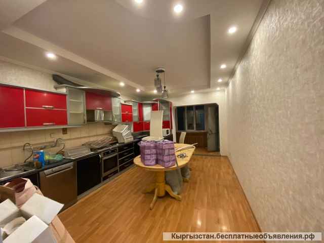 Сдаю 4 комнатную квартиру