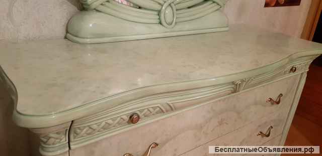 Комод (Италия)