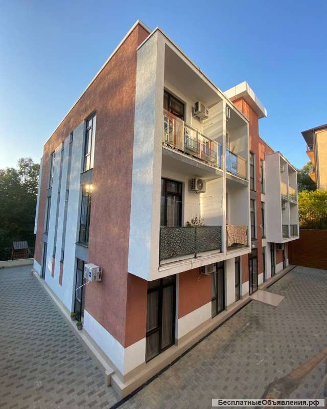 1-комнатная квартира 25м кв 1/3 эт