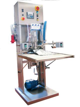 МАШИНА серии RIBOX для розлива вина в BAG in BOX