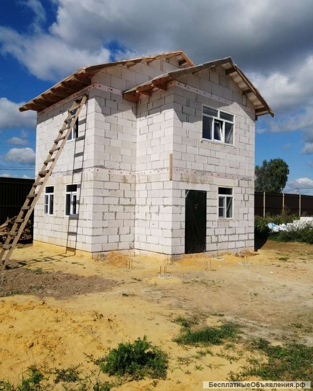 Дом с земельным участком